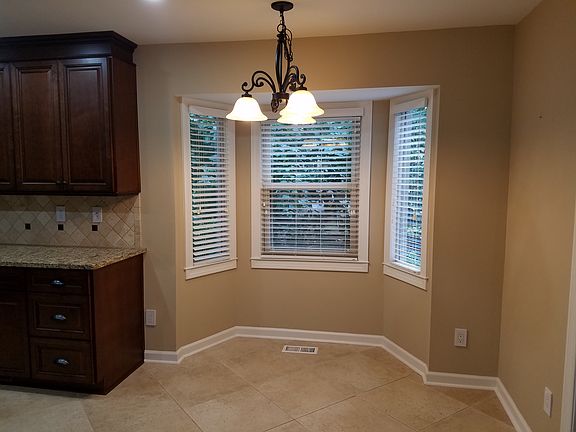 2nd image of 3880 Seven Dials Ct