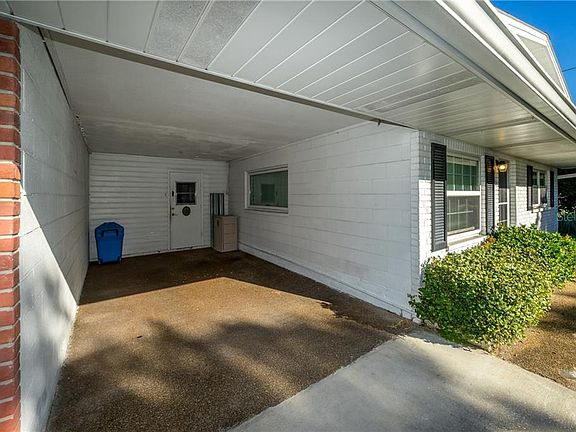 4th image of 4991 Crocus Pl N #229