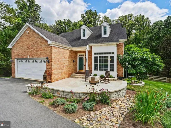 7855 Waller Dr, Manassas, VA 20111