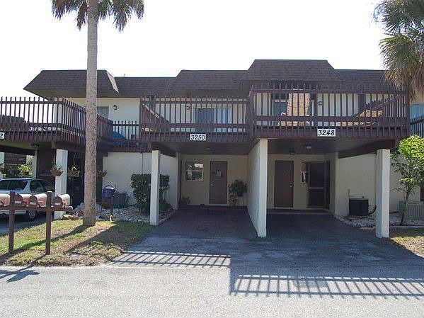 1st image of 3250 Ramblewood Dr