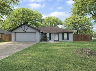 249 Corkwood St, Lake Jackson, TX 77566