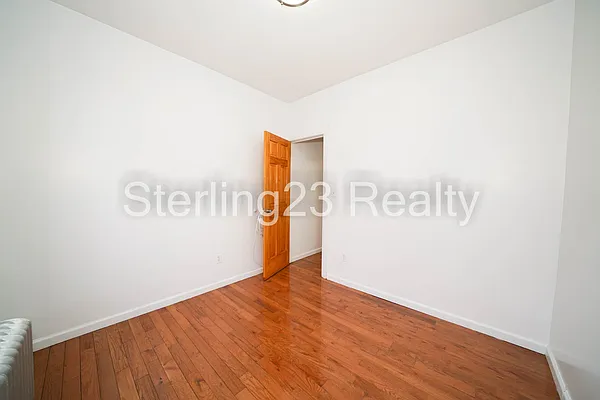 Rented by Sterling Realty Solution Inc | media 8
