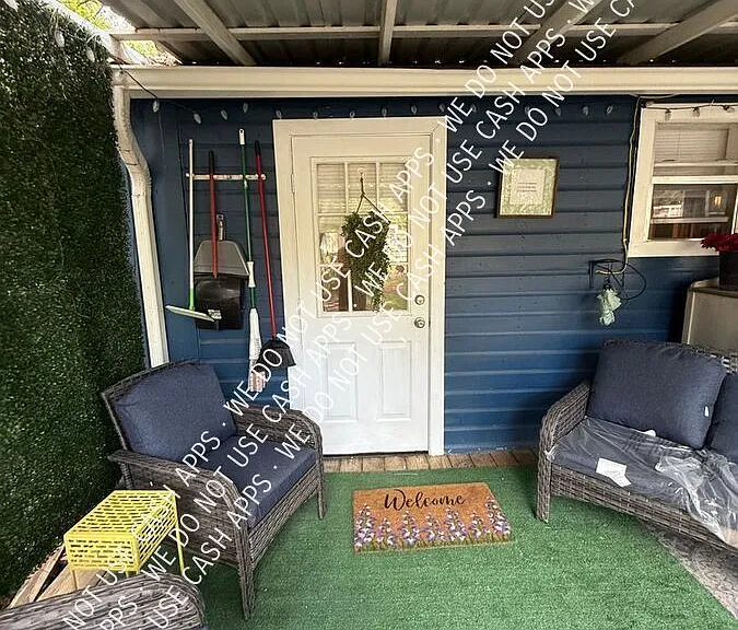 803 Markus Ave #B — Photo 2
