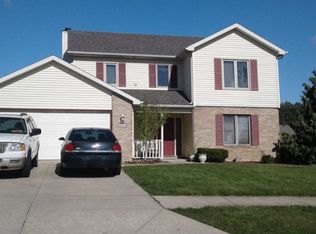 2010 Granny Smith Pl, Kendallville, IN 46755