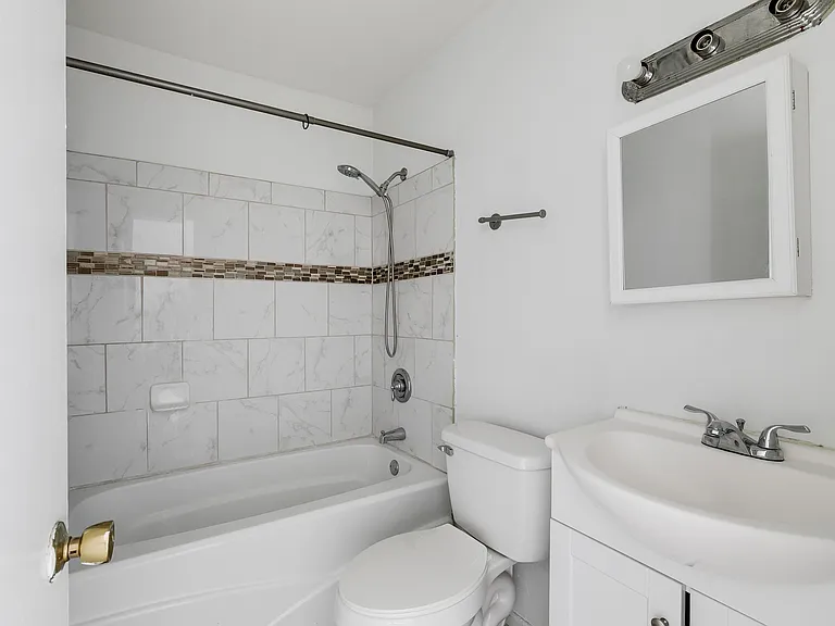 2917 Peabody Ln — Photo 12