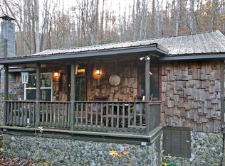 390 S Brooks Cove Rd, Hayesville, NC 28904