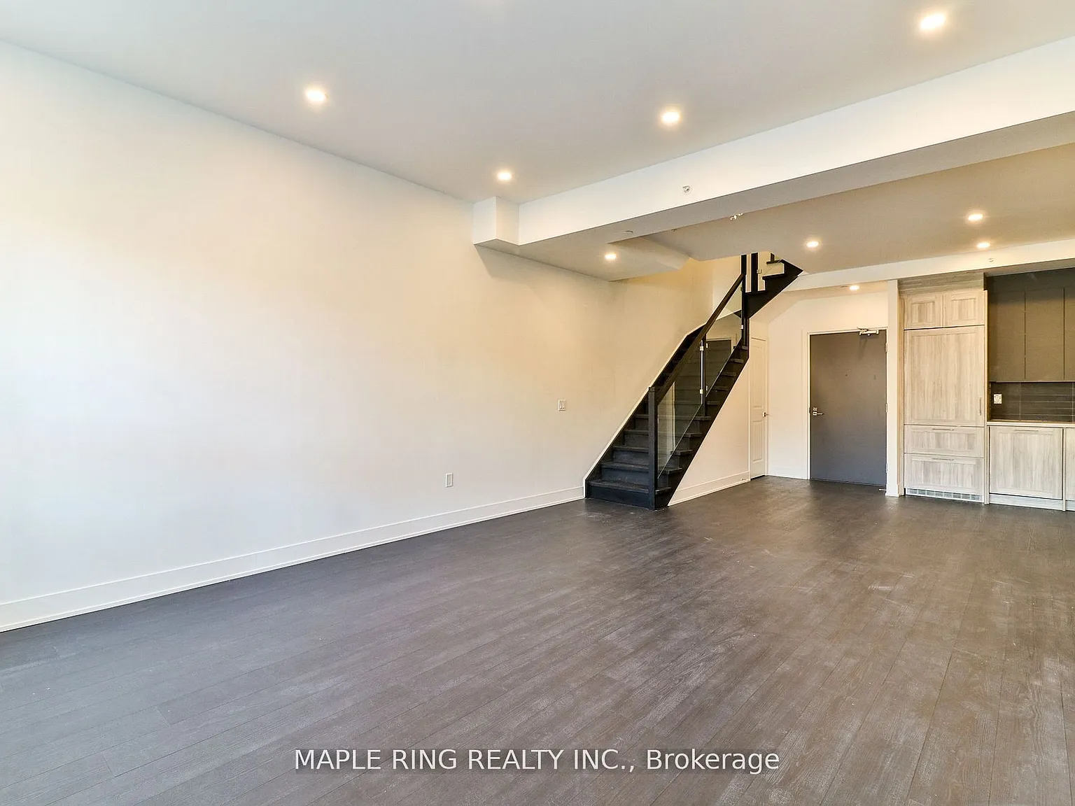 3 bed, $3,700 — Photo 3