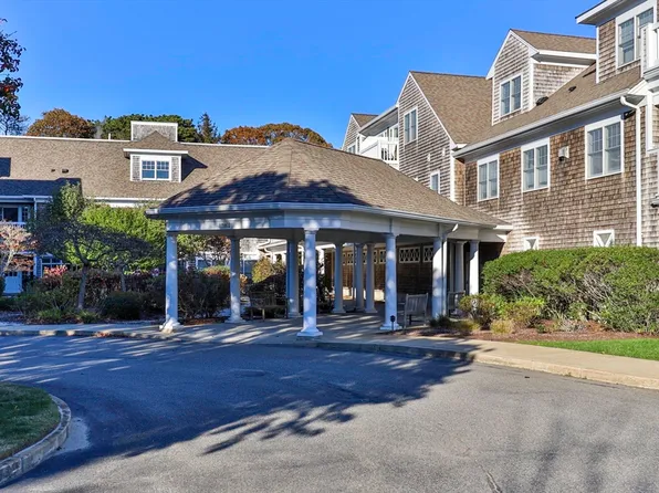 912 Main St APT 209, Chatham, MA 02633