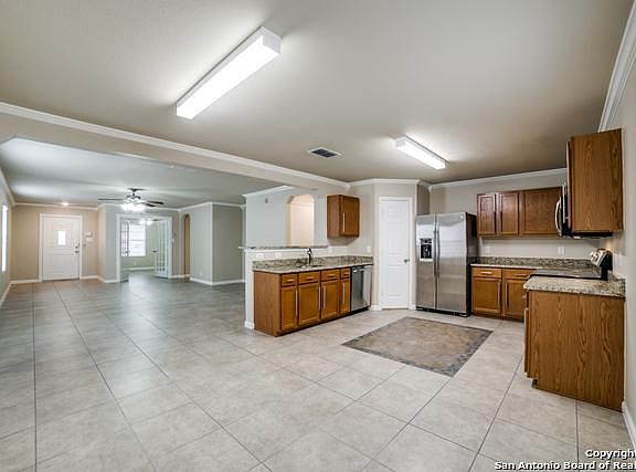 5th image of 10818 Rivera Cv