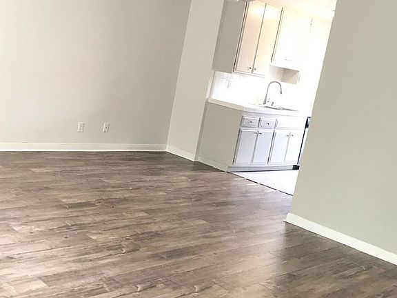 4th image of 3343 Bagley Ave APT 6