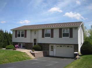 7678 Centerport Rd, Auburn, NY 13021