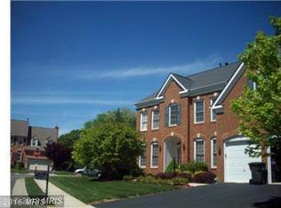 2649 Cockerill Farm Ln, Herndon, VA 20171