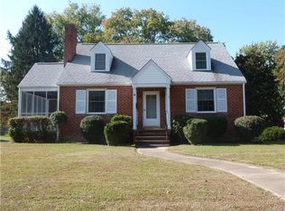 106 S Snead St, Ashland, VA 23005