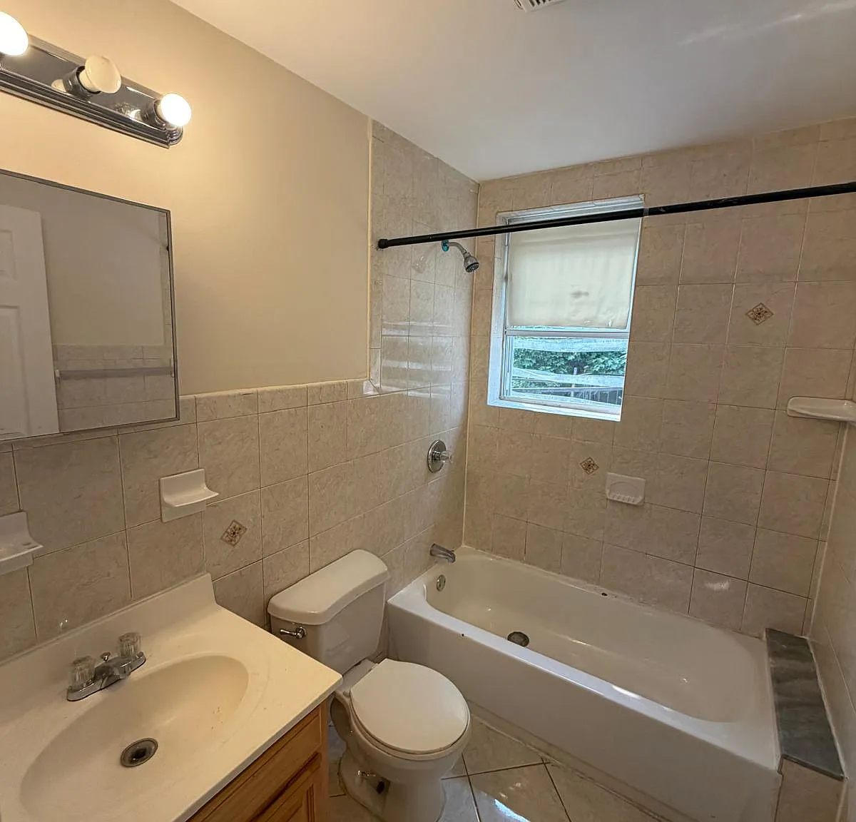 2 bed, 650 sqft, $1,450 — Photo 3