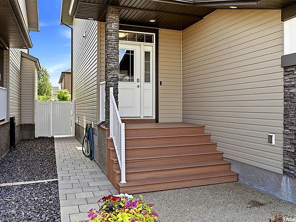 3rd image of 5113 Snowbirds CRESCENT