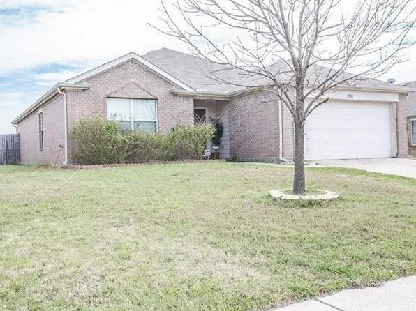 1506 Waters Edge Dr, Glenn Heights, TX 75154
