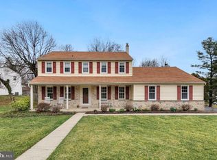 653 Valerie Rd, Newtown Square, PA 19073