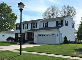 42 Round Trail Rd, Buffalo, NY 14218