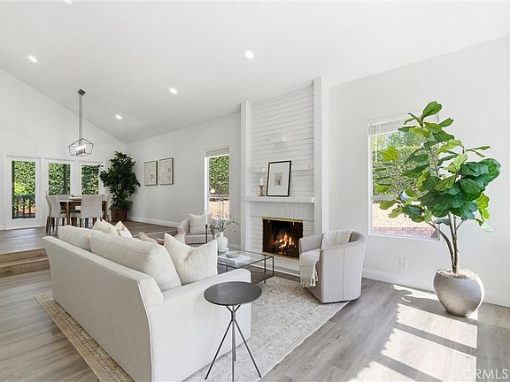 4th image of 1629 Wardman Dr
