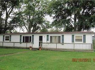 400 W South St, Remington, IN