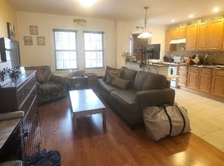 23-14 21st St #1A, Astoria, NY 11105