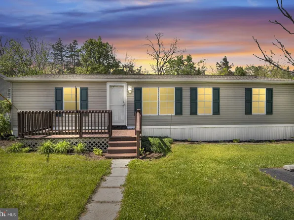 3 Country View Ct, East Berlin, PA 17316