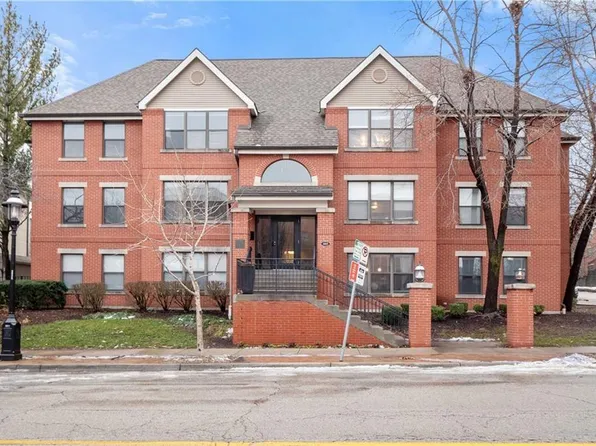 445 W 9th St APT 203, Kansas City, MO 64105