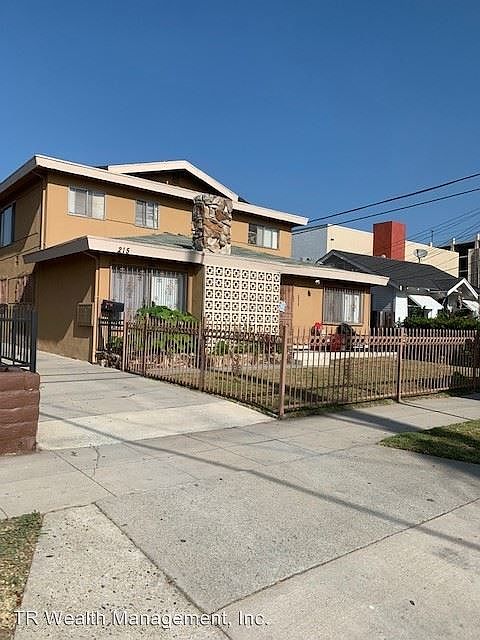 1st image of 215 N Inglewood Ave APT 3