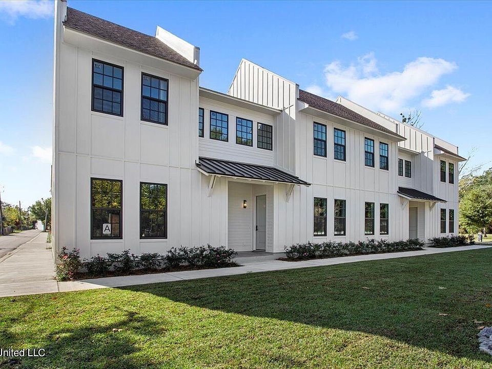 1st image of 115 Menge Ave Lot 3