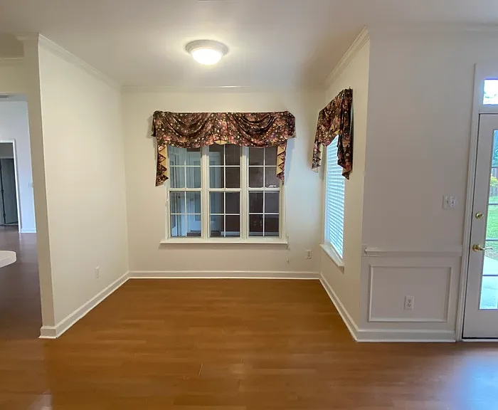 4545 Reigate Ct — Photo 9