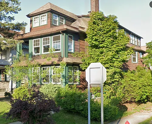 1550 Elmwood Ave #1 Photo 1