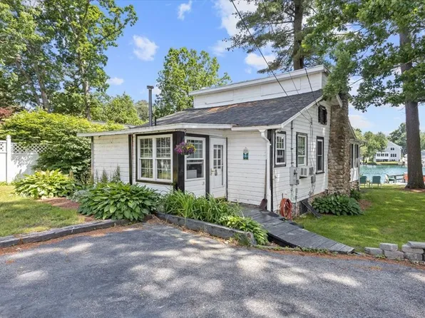 22 Lake Shore Dr N, Westford, MA 01886