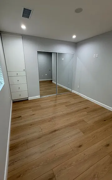 2638 N Frederic St #201 — Photo 39
