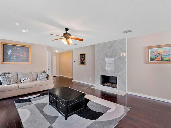 2nd image of 8103 Stowe Springs Ln