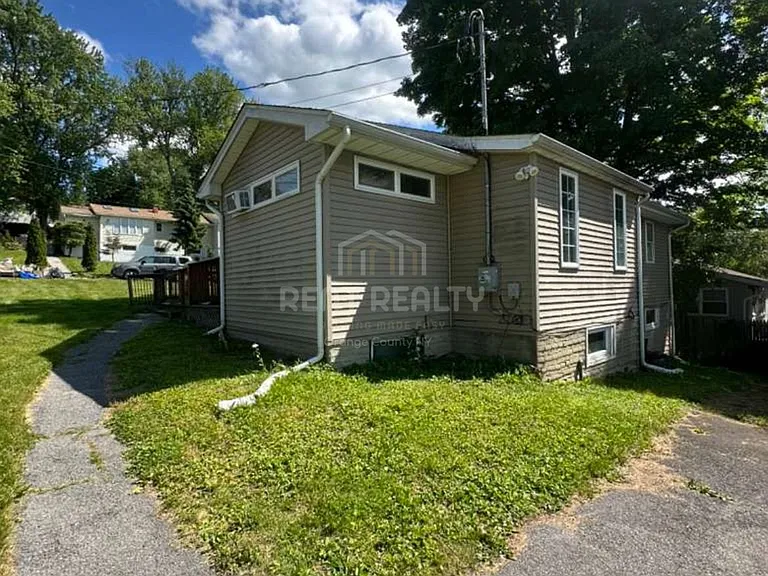 10 Poplar Trl — Photo 9