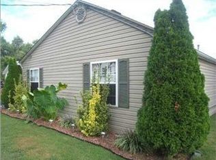 1282 Springdale Dr, Louisville, KY 40213