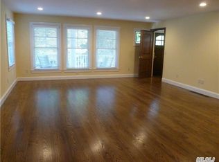 287 Main St, Northport, NY 11768