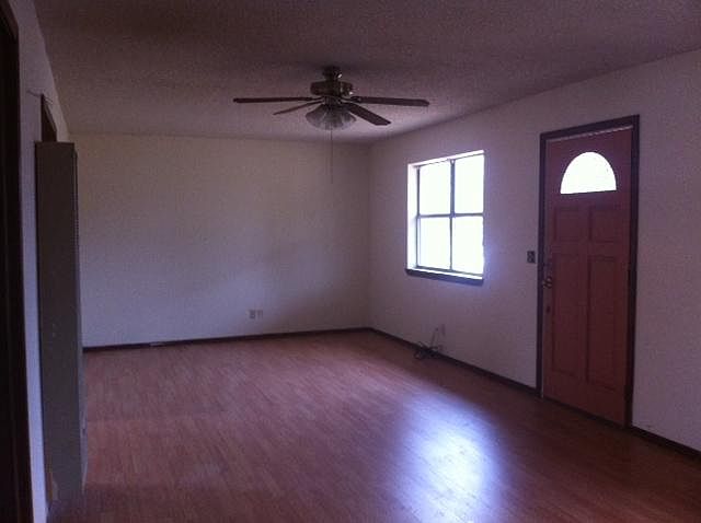 1st image of 700 S McClendon Ave