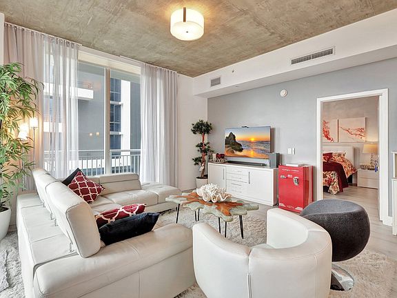 3rd image of 300 S Australian Avenue #820