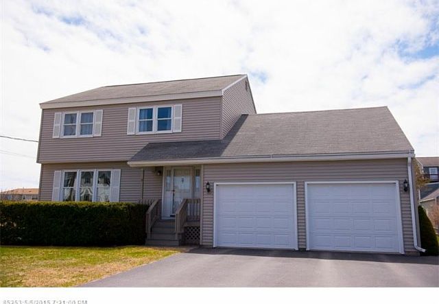 1st image of 9 Driftwood Ln