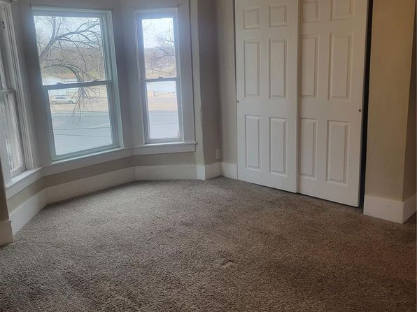 colorado-springs-colorado-2071738277 picture