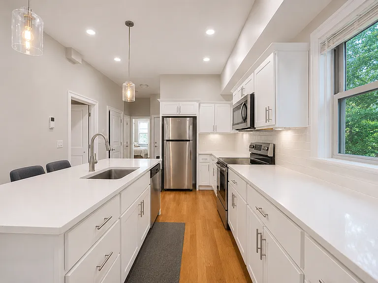 62 Foster St #1 — Photo 1