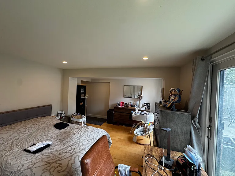 219 W Springfield St #1 — Photo 13