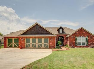 1216 S Choctaw Ave, Skiatook, OK 74070
