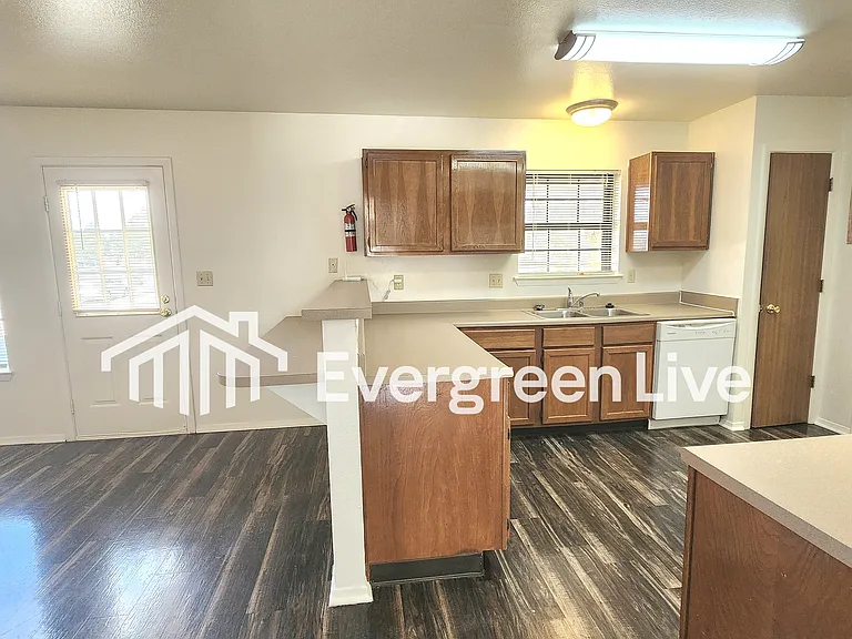 132 Hound Ct — Photo 6