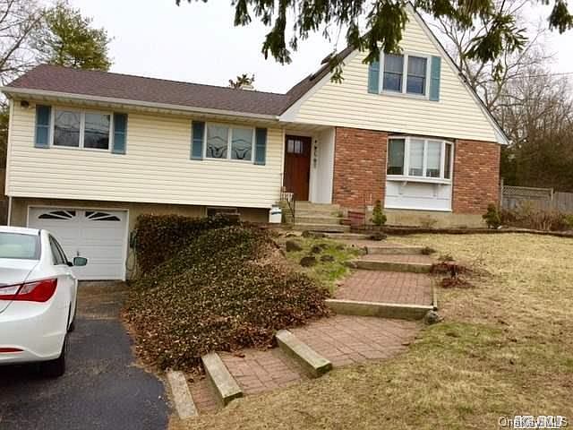 1st image of 9 E Northfield Drive