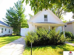 4419 Greenwood St, Lincoln, NE 68504