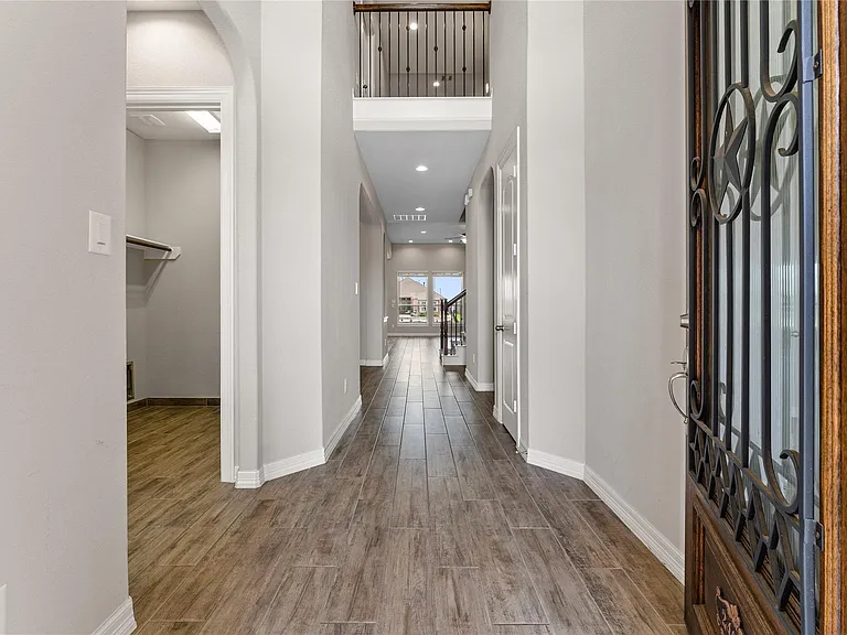 24014 Corinaldo Ct — Photo 4