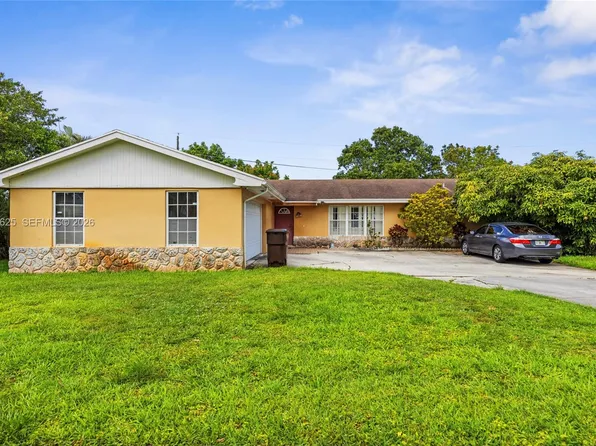 1831 Hiltonia Cir, West Palm Beach, FL 33407