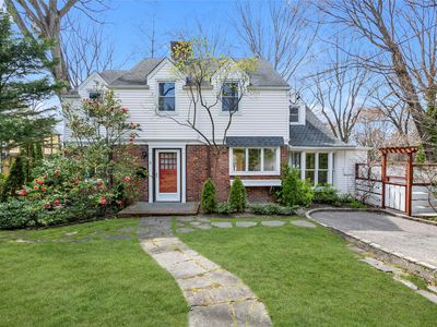 9 Chelsea Drive, Port Washington, NY, 11050